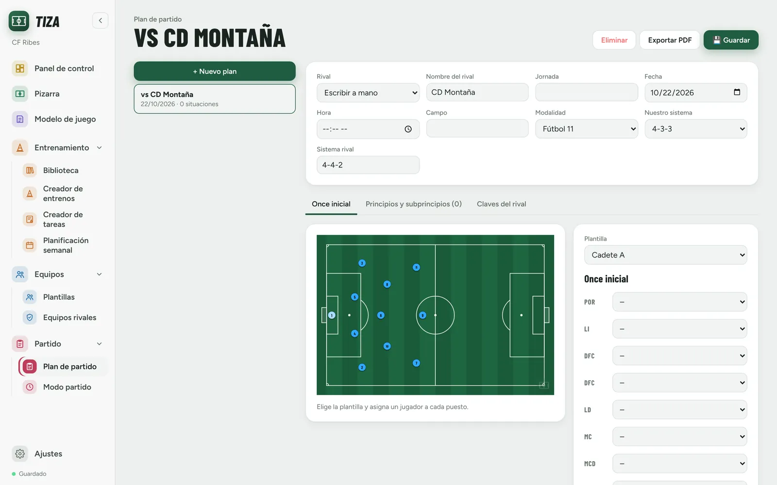 Plan de partido con el once inicial en el campo